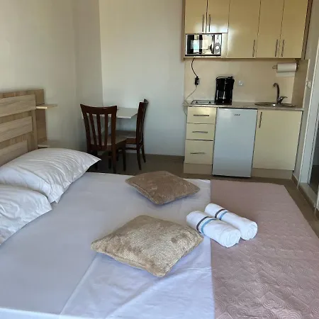 Studio Apartments Semi *