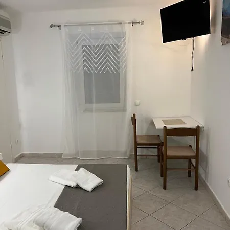 Studio Apartments Semi Apartamento *
